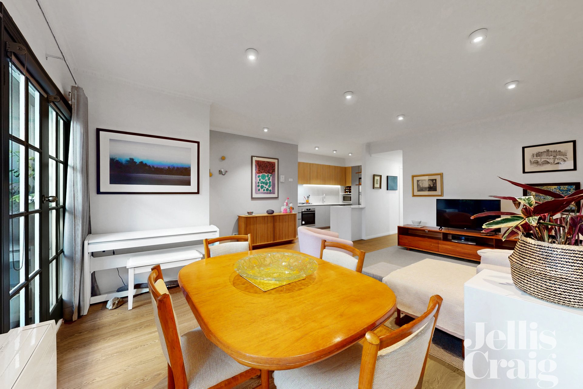 9/2 Henrietta Street, Hawthorn image 4