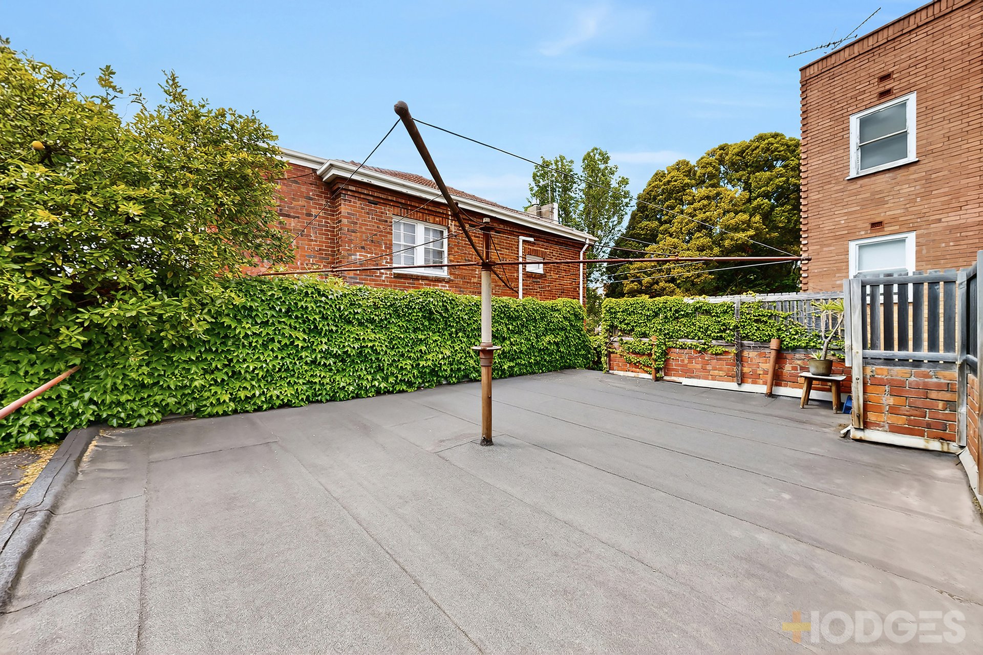 9 / 2 Jessamine Avenue Prahran