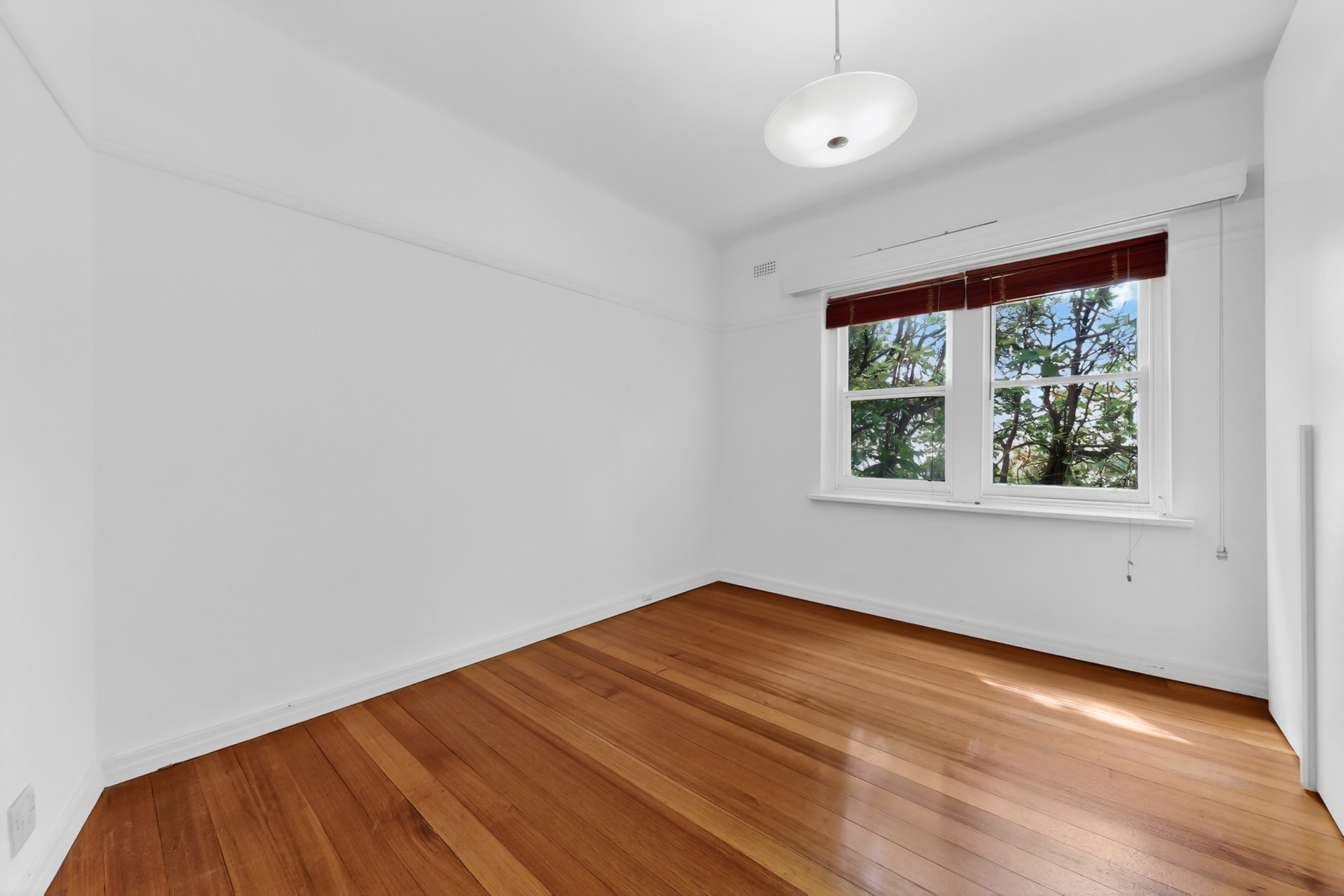 9 / 2 Jessamine Avenue Prahran