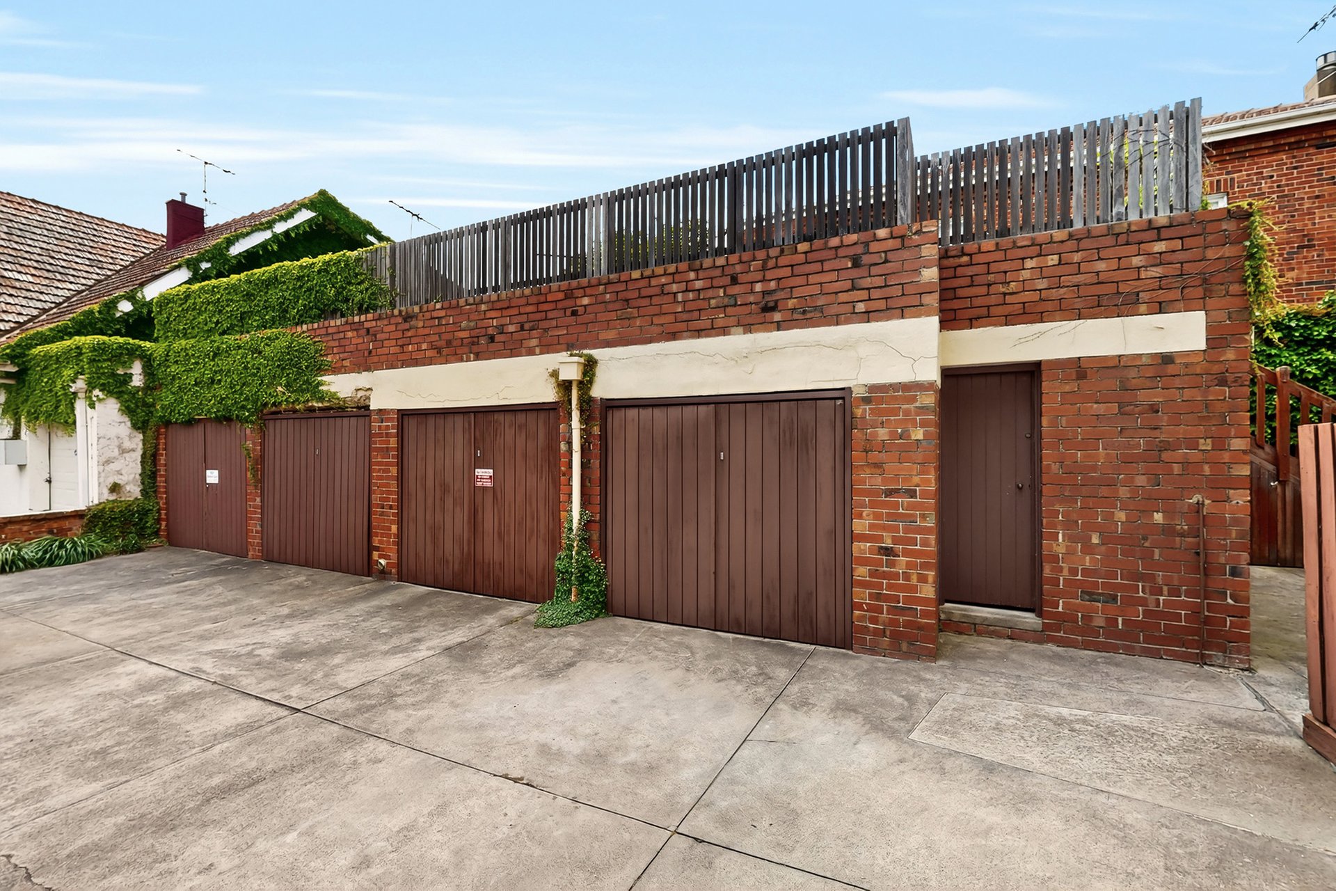 9 / 2 Jessamine Avenue Prahran