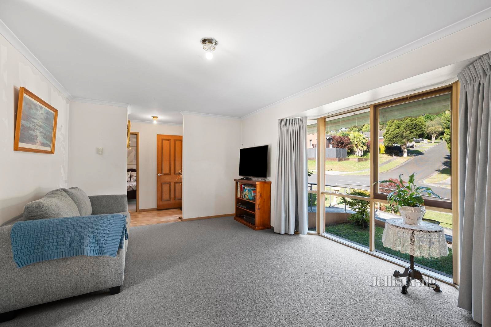 92 Landscape Drive, Mooroolbark image 6