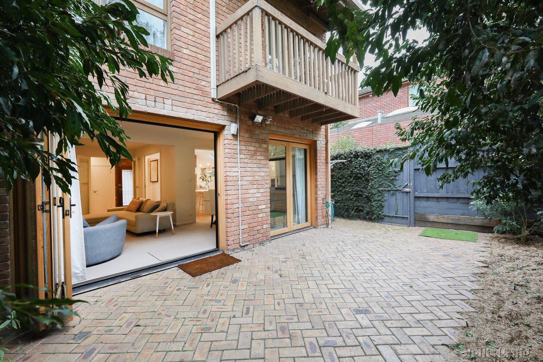 9/2 Manningham Street, Parkville image 6