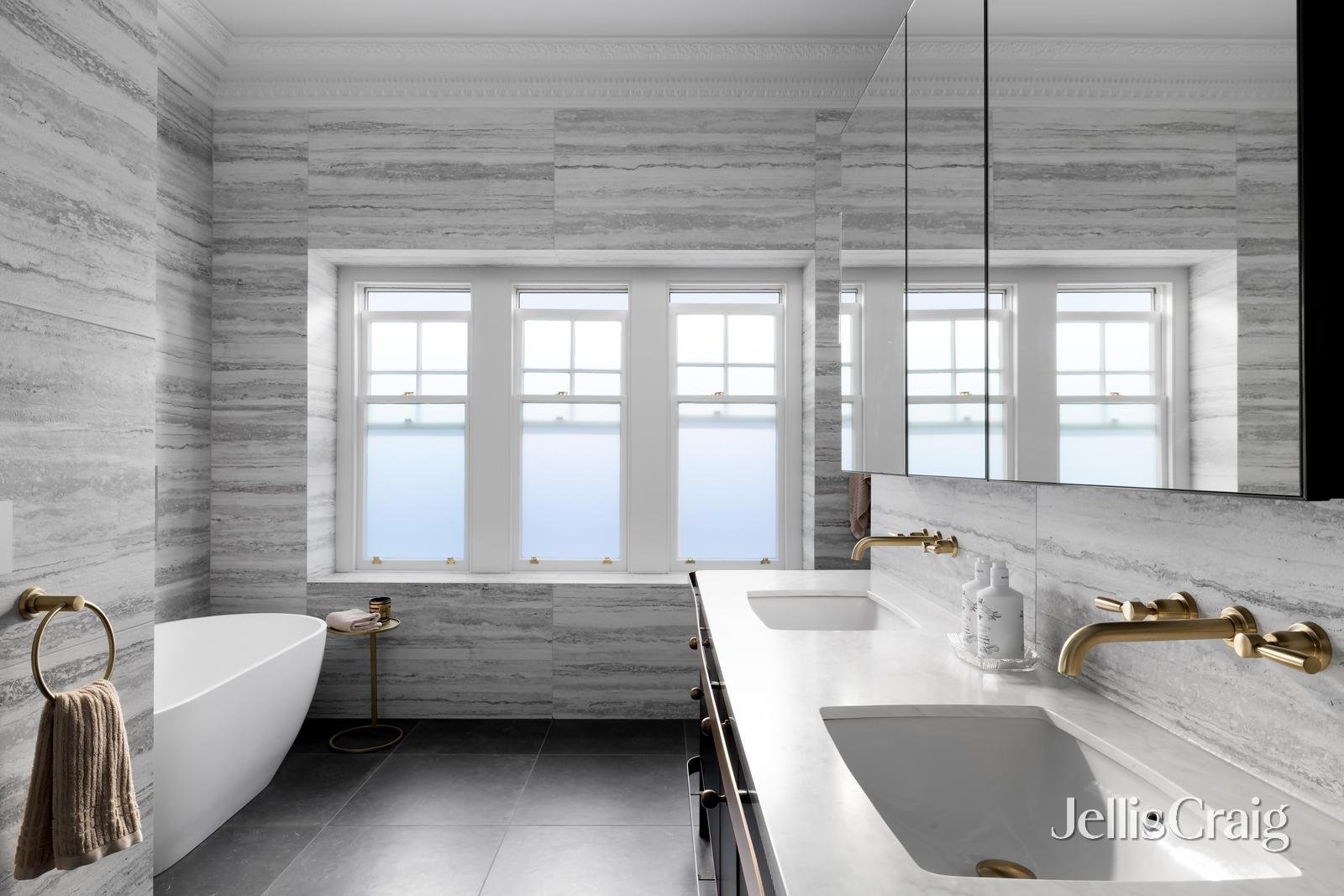 92 Parkhill Road, Kew image 9