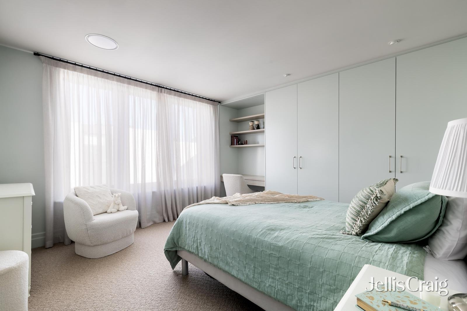 92 Parkhill Road, Kew image 12