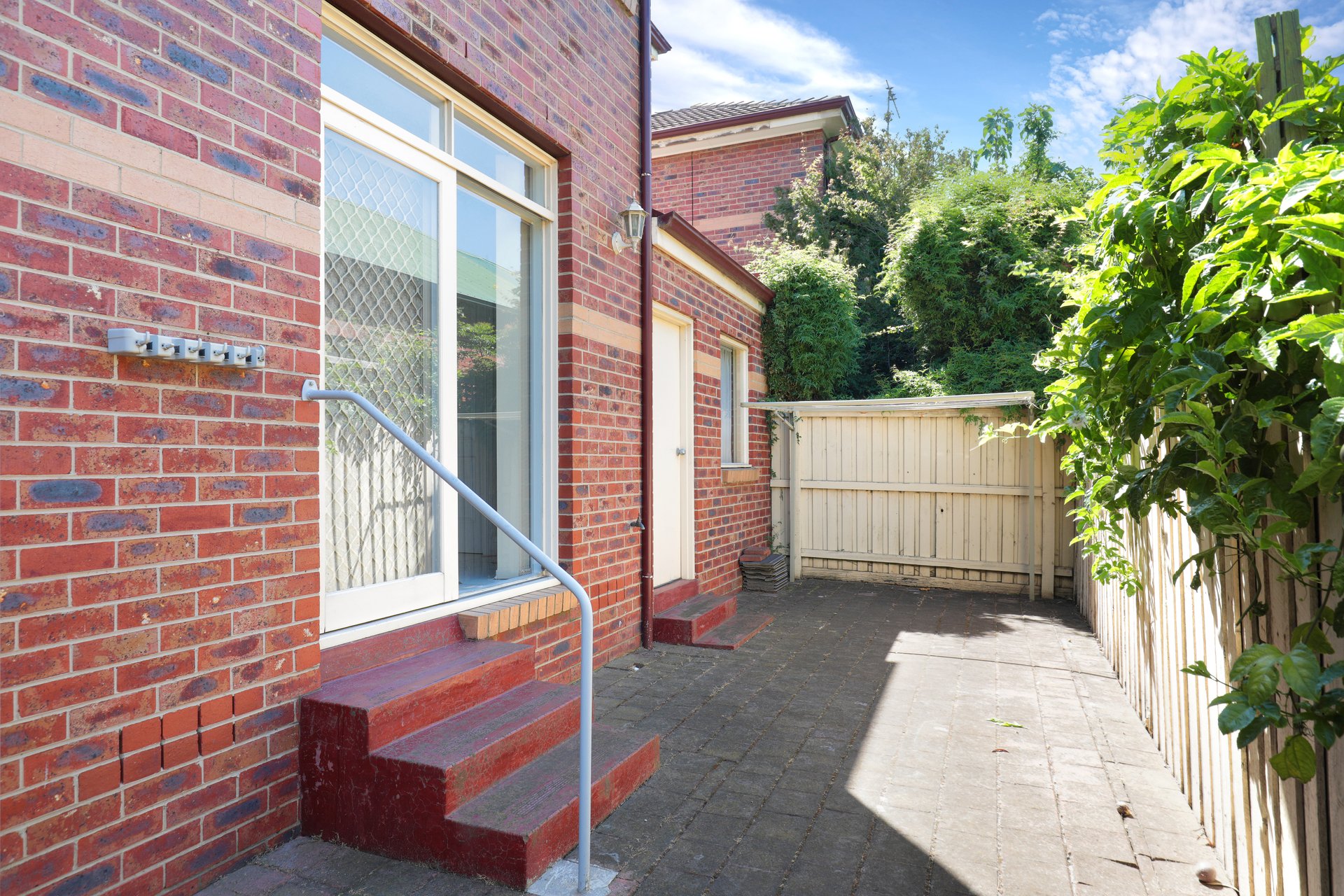 92 Pascoe Vale Road, Moonee Ponds image 9