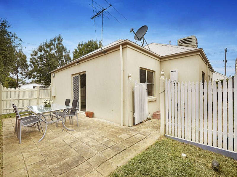 92 Paxton Street, Spotswood image 3