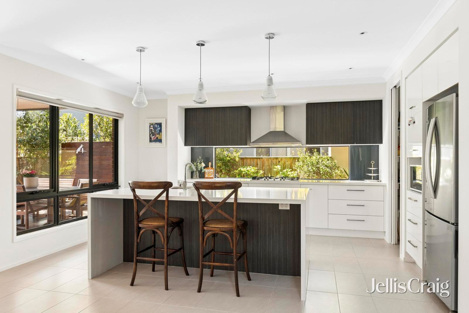 92 Rutledge Boulevard, North&nbsp;Geelong image 2