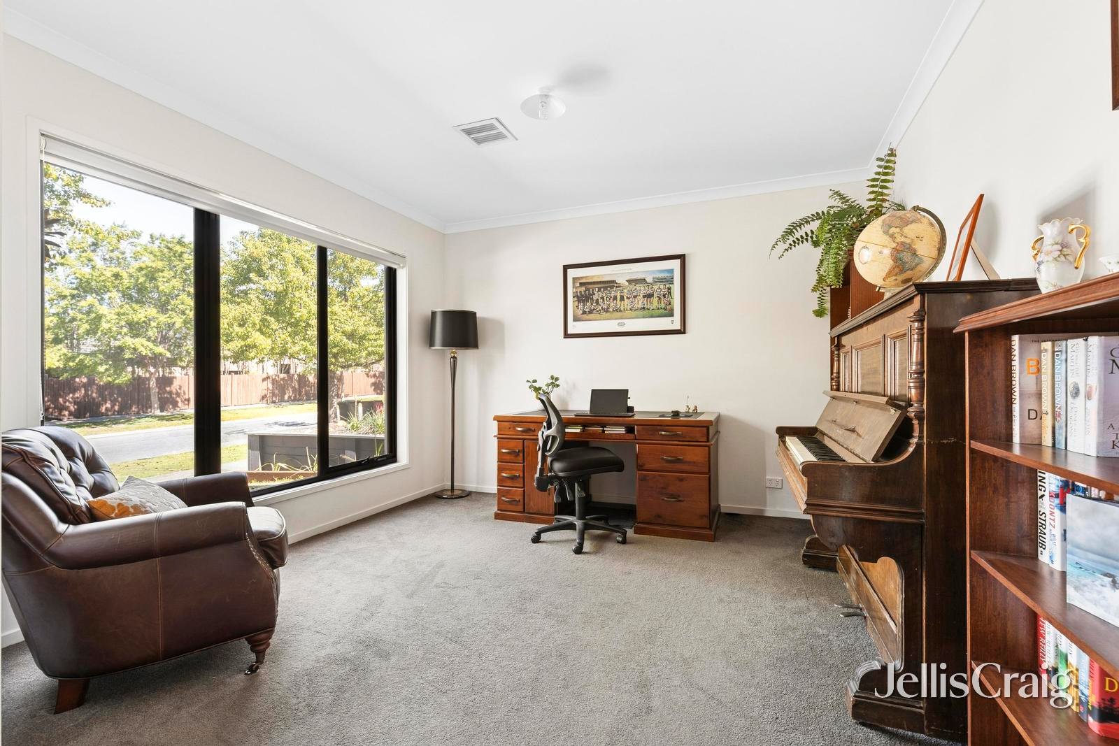 92 Rutledge Boulevard, North&nbsp;Geelong image 5