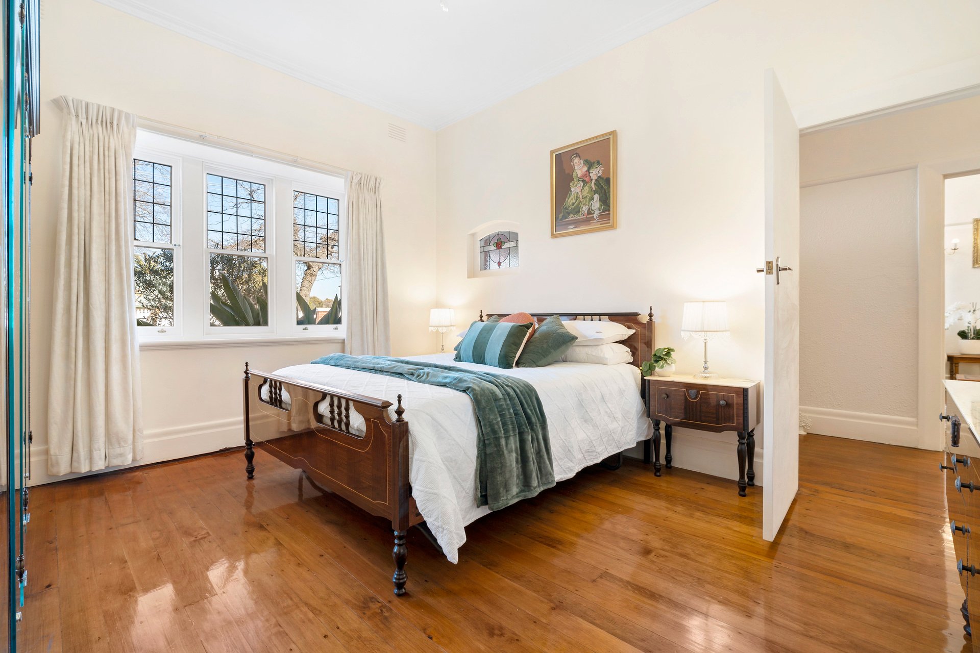 Property Gallery Thumbnail 6