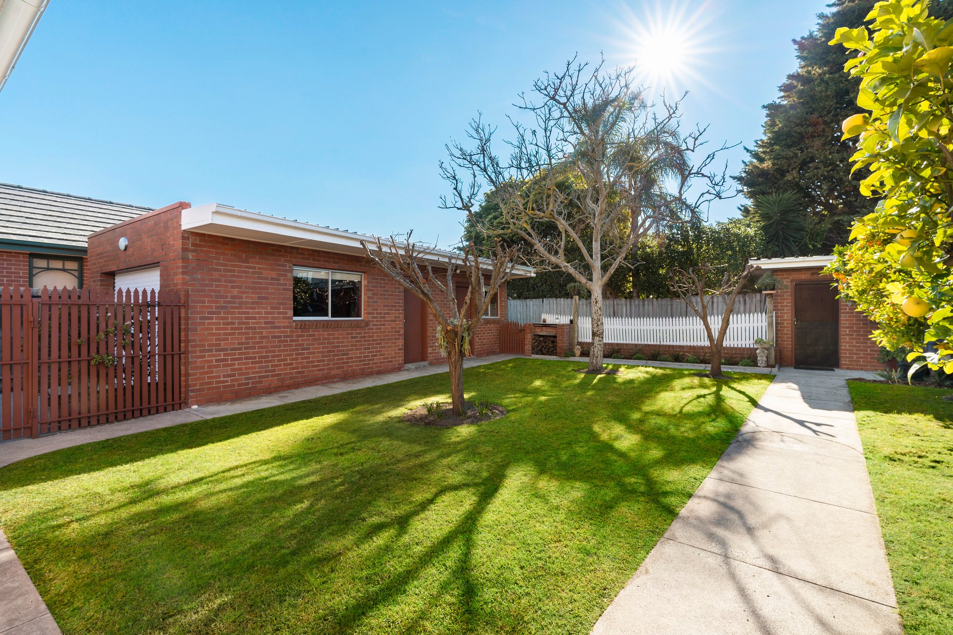 Property Gallery Thumbnail 11
