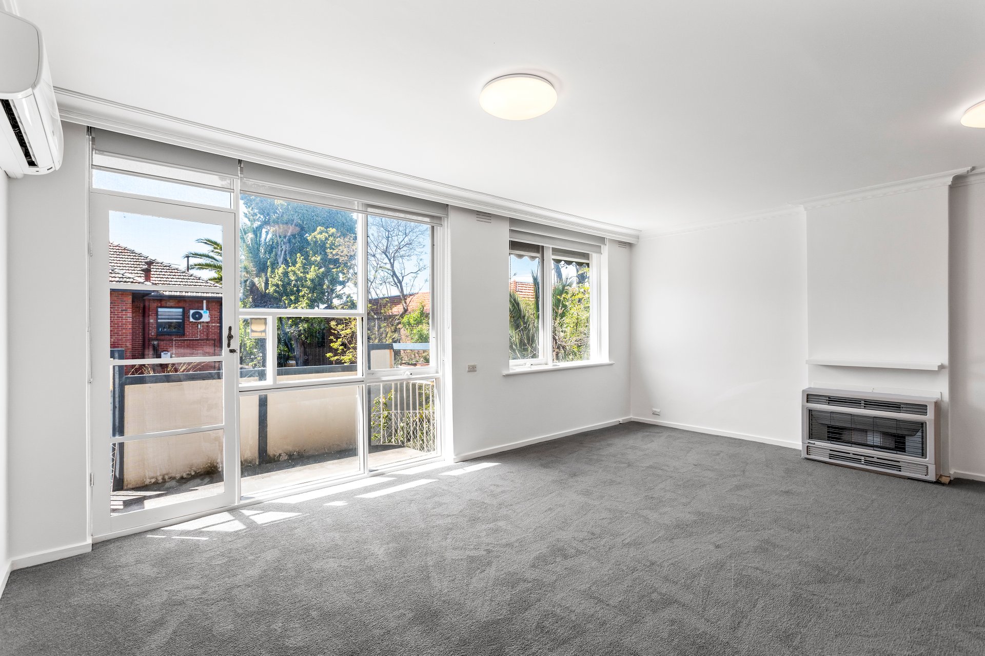 Property Gallery Thumbnail 4
