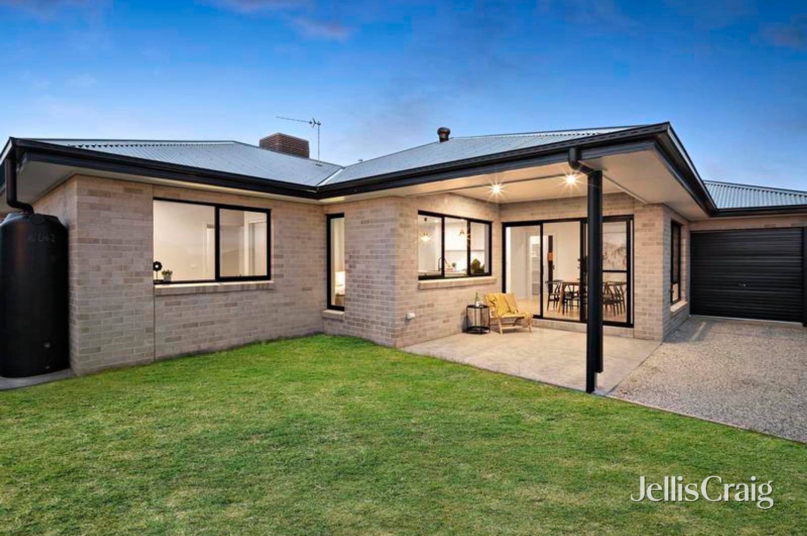92 Willoby Drive, Alfredton image 9