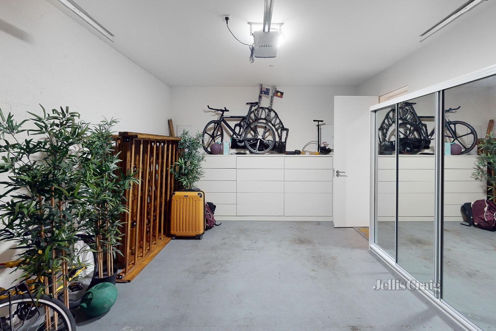 9/201 Abbotsford Street, North Melbourne image 7
