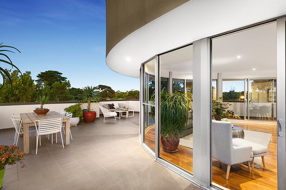 9/201 Ormond Road, Elwood image 4