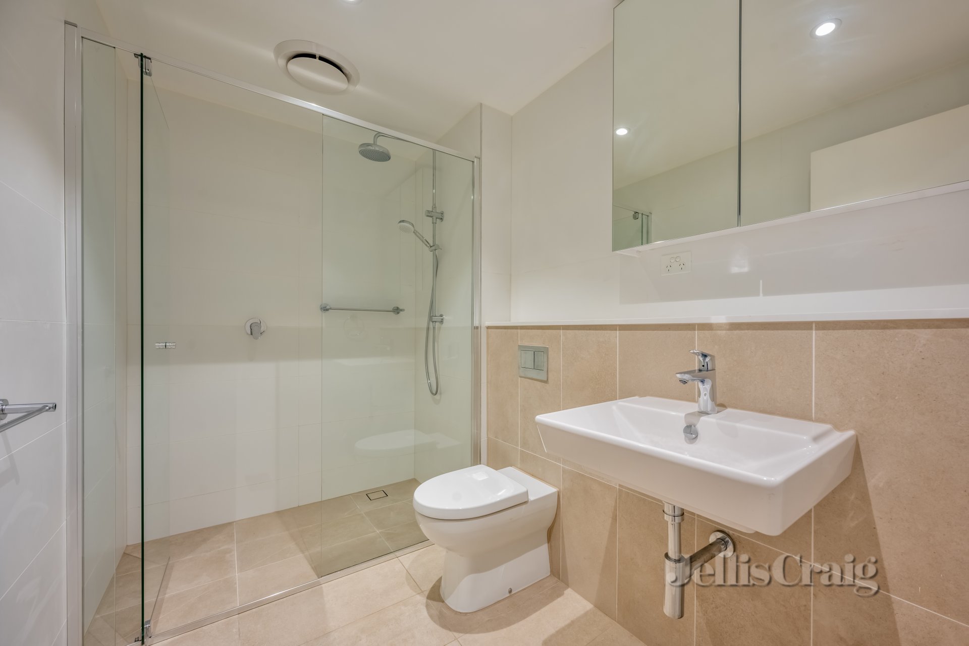 9/2055 Malvern Road, Malvern East image 3