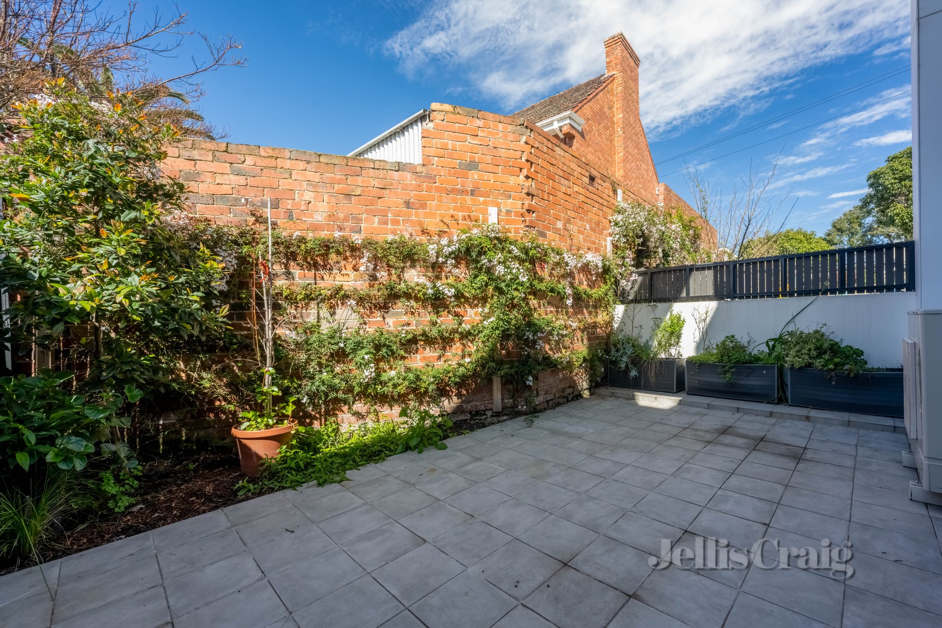 9/2055 Malvern Road, Malvern East image 5