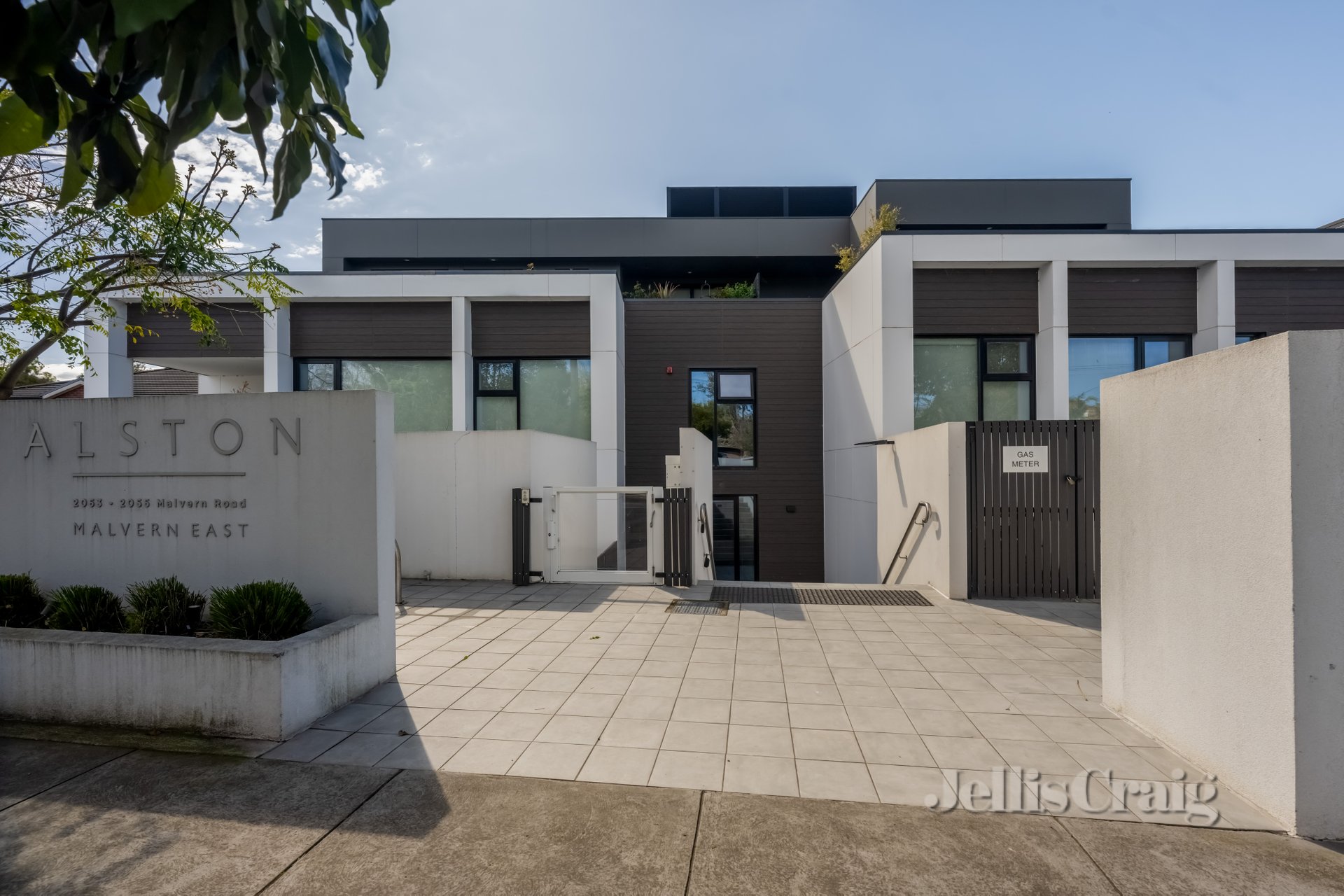 9/2055 Malvern Road, Malvern East image 6