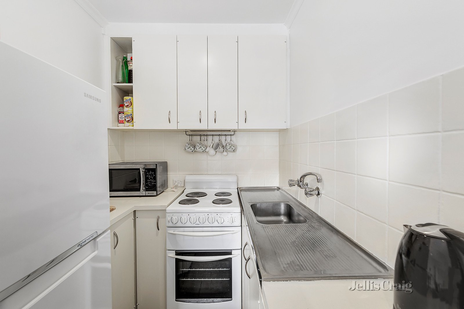 9/208 Gillies Street, Fairfield image 4