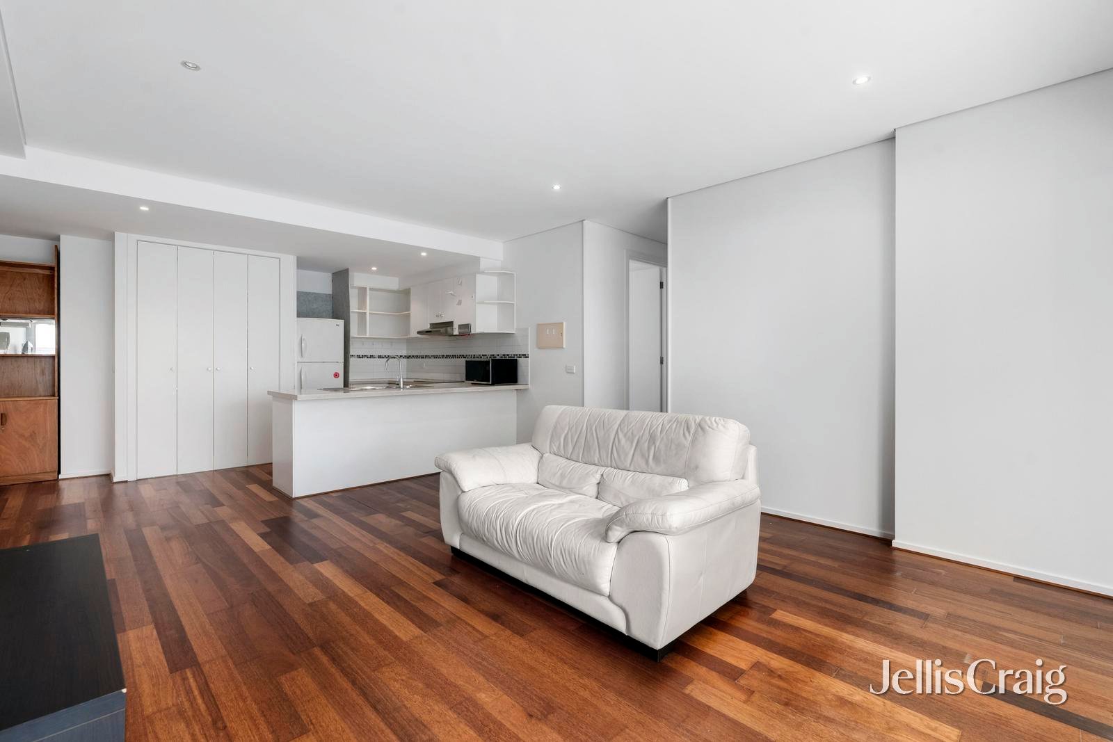 9/213 Normanby Road, Notting&nbsp;Hill image 5