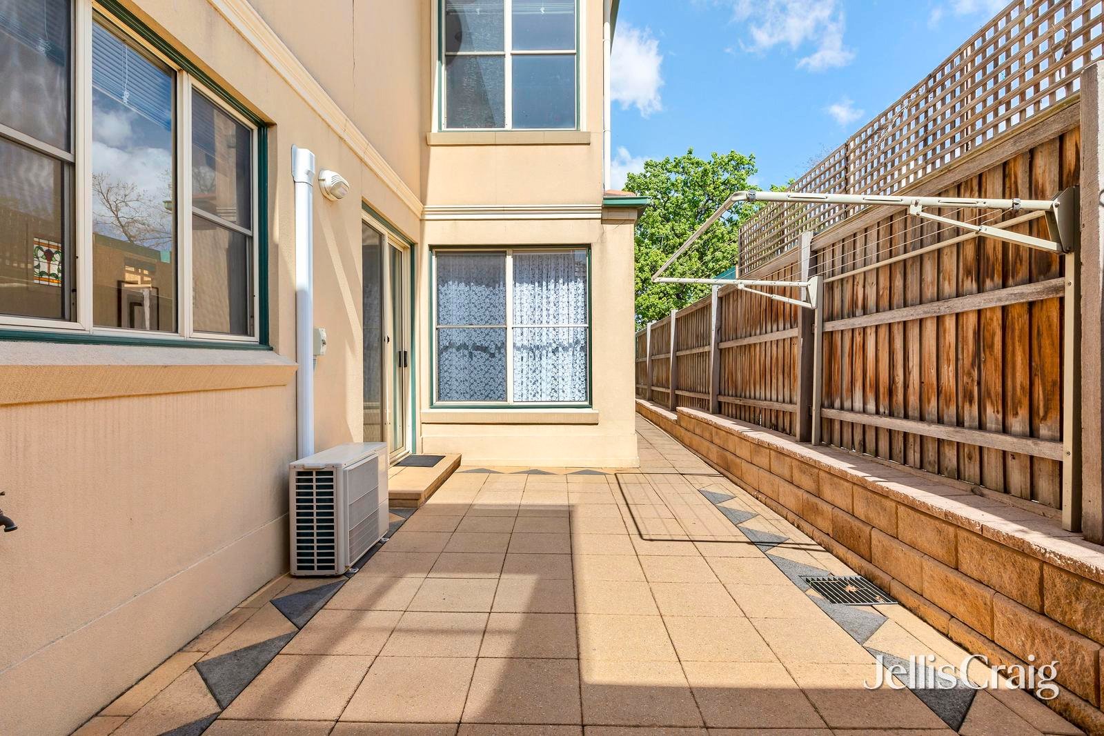 9/22 Fletcher Street, Essendon image 9