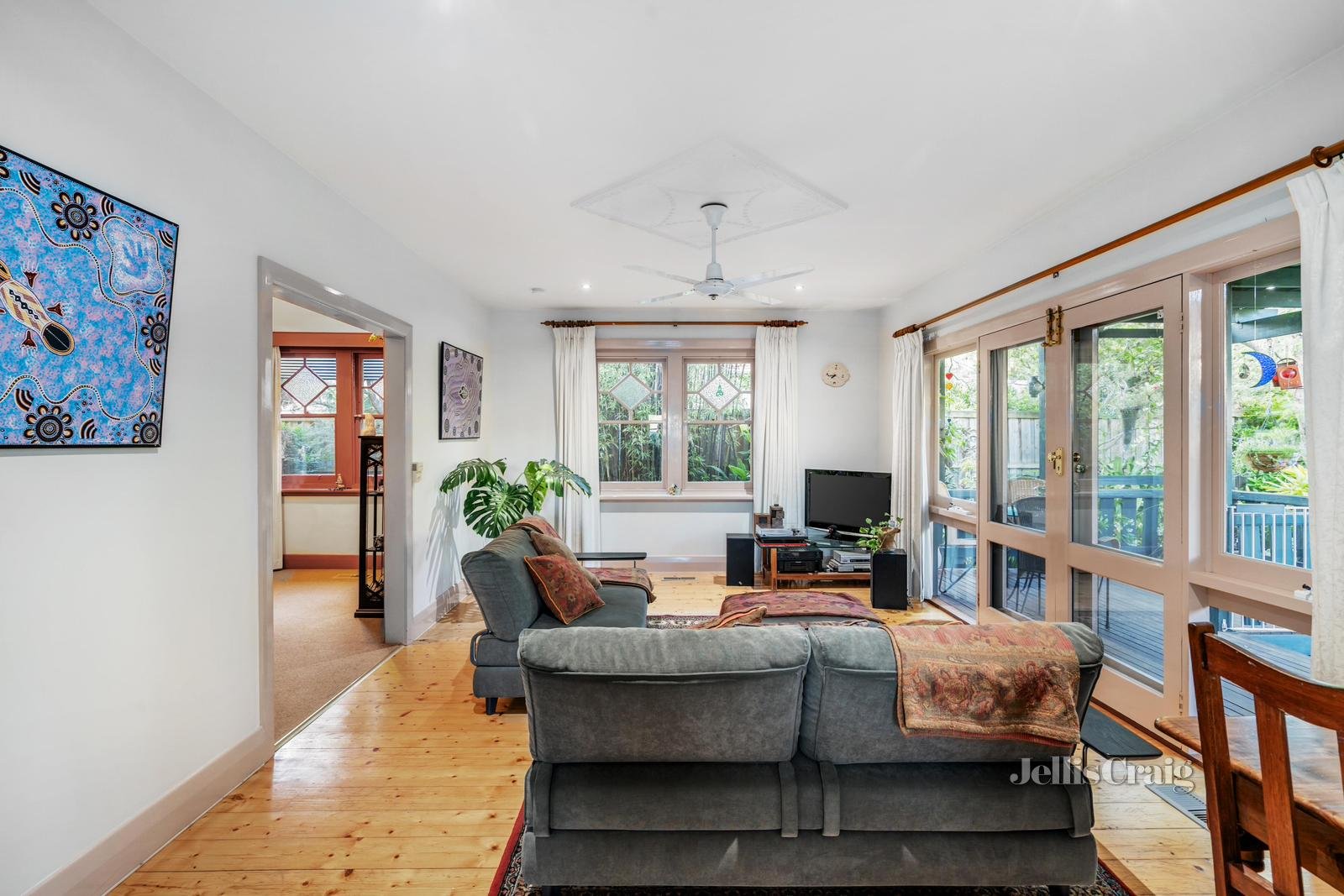 923 Canterbury Road, Box Hill image 3