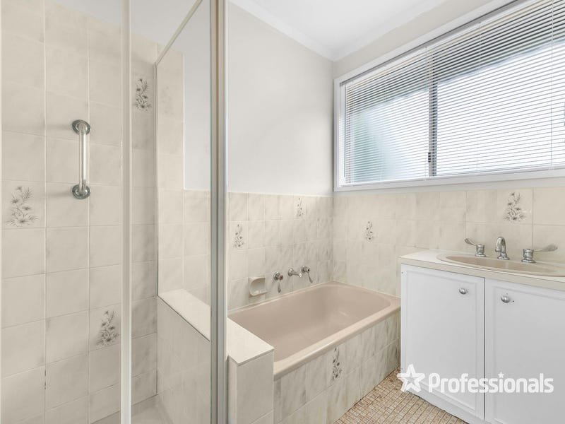 9/23 Glen Park Road, Bayswater North image 9