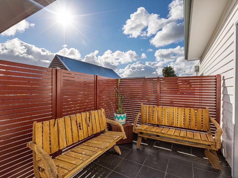 9 / 230 Williamstown Road YARRAVILLE