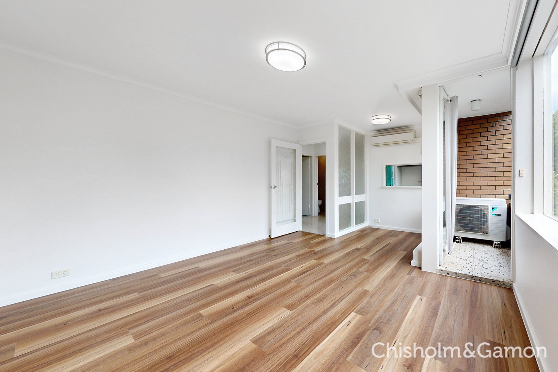 9/233 Brighton Road, Elwood image 2