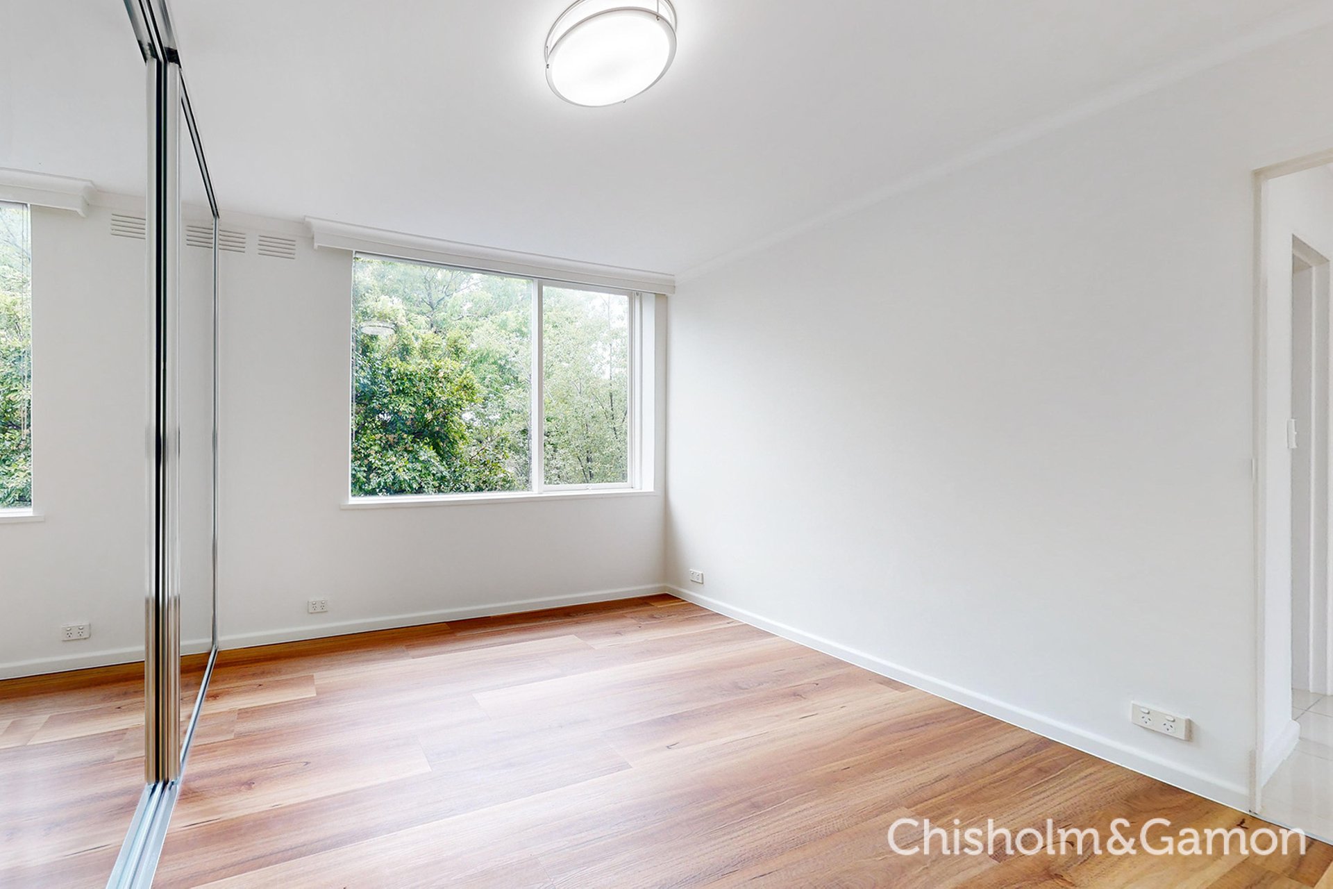 9/233 Brighton Road, Elwood image 5