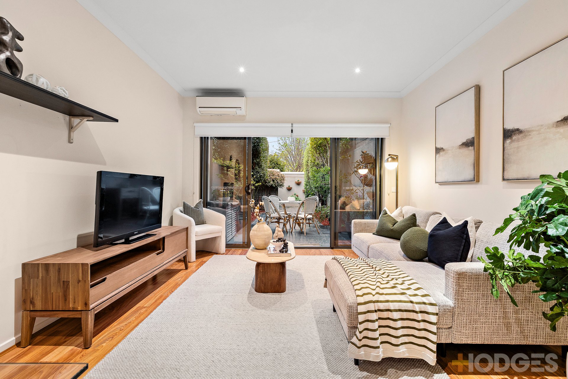 9 / 235 Wickham Road Moorabbin