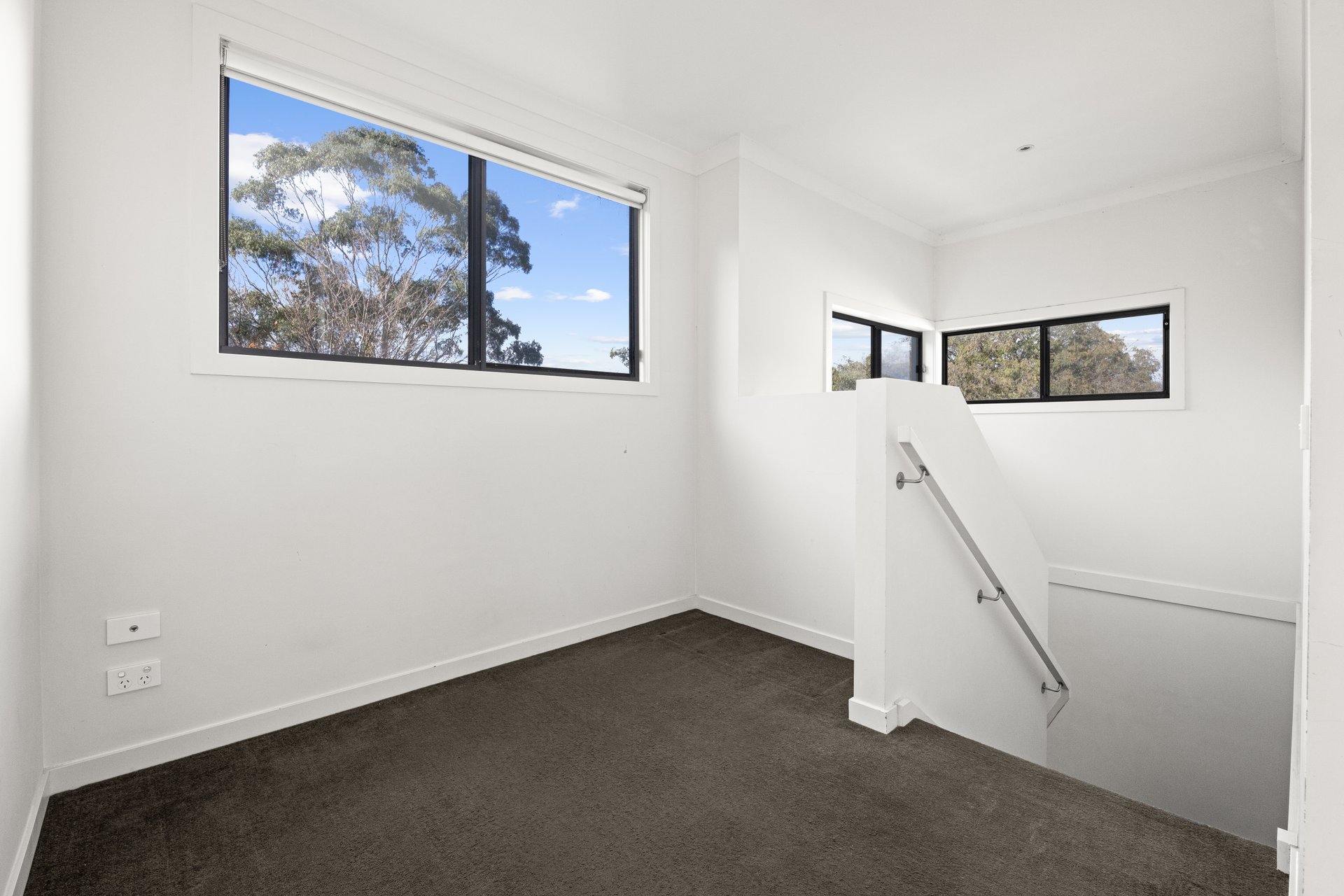 9/237 Dunns Road, Mornington image 8