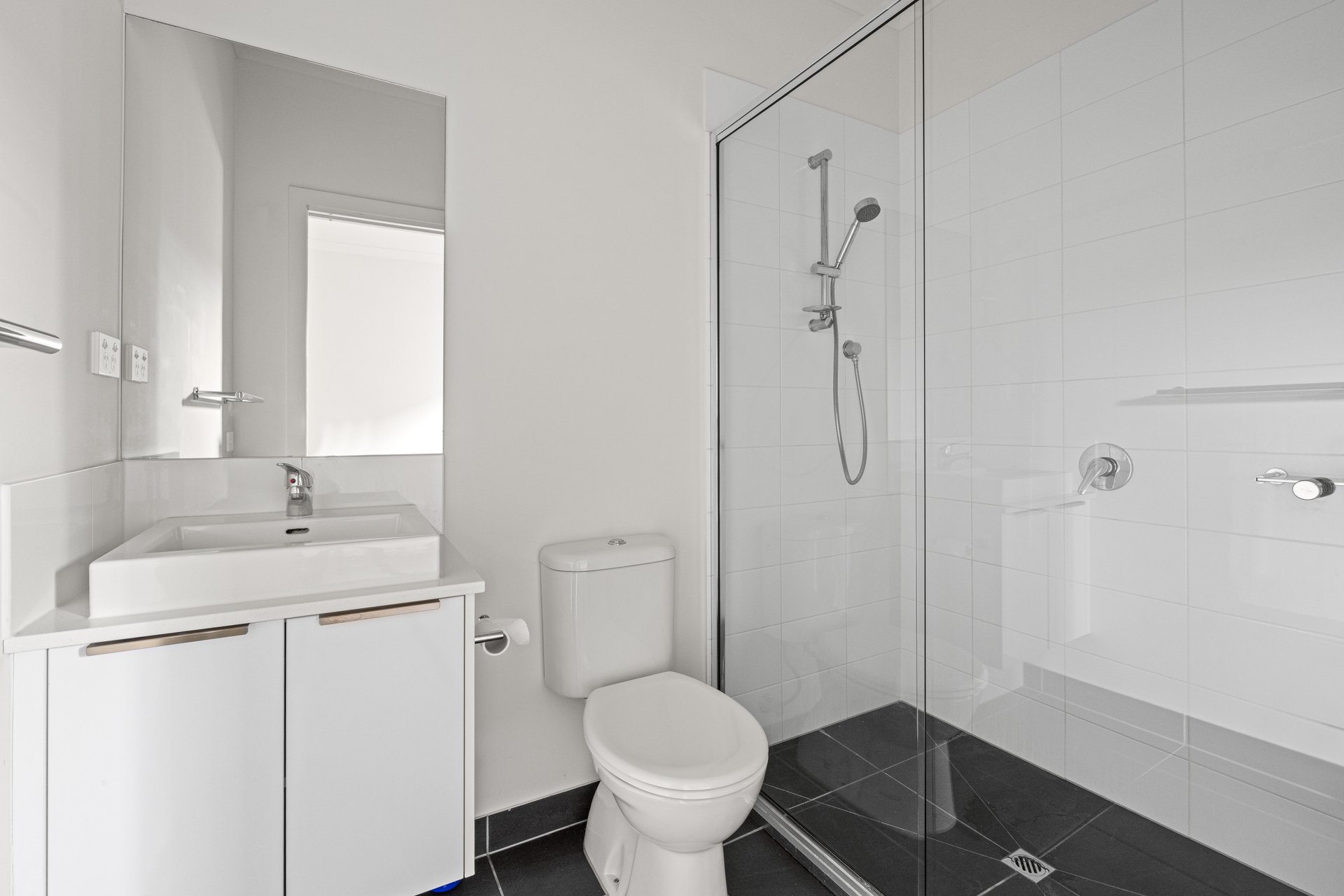 9/237 Dunns Road, Mornington image 11