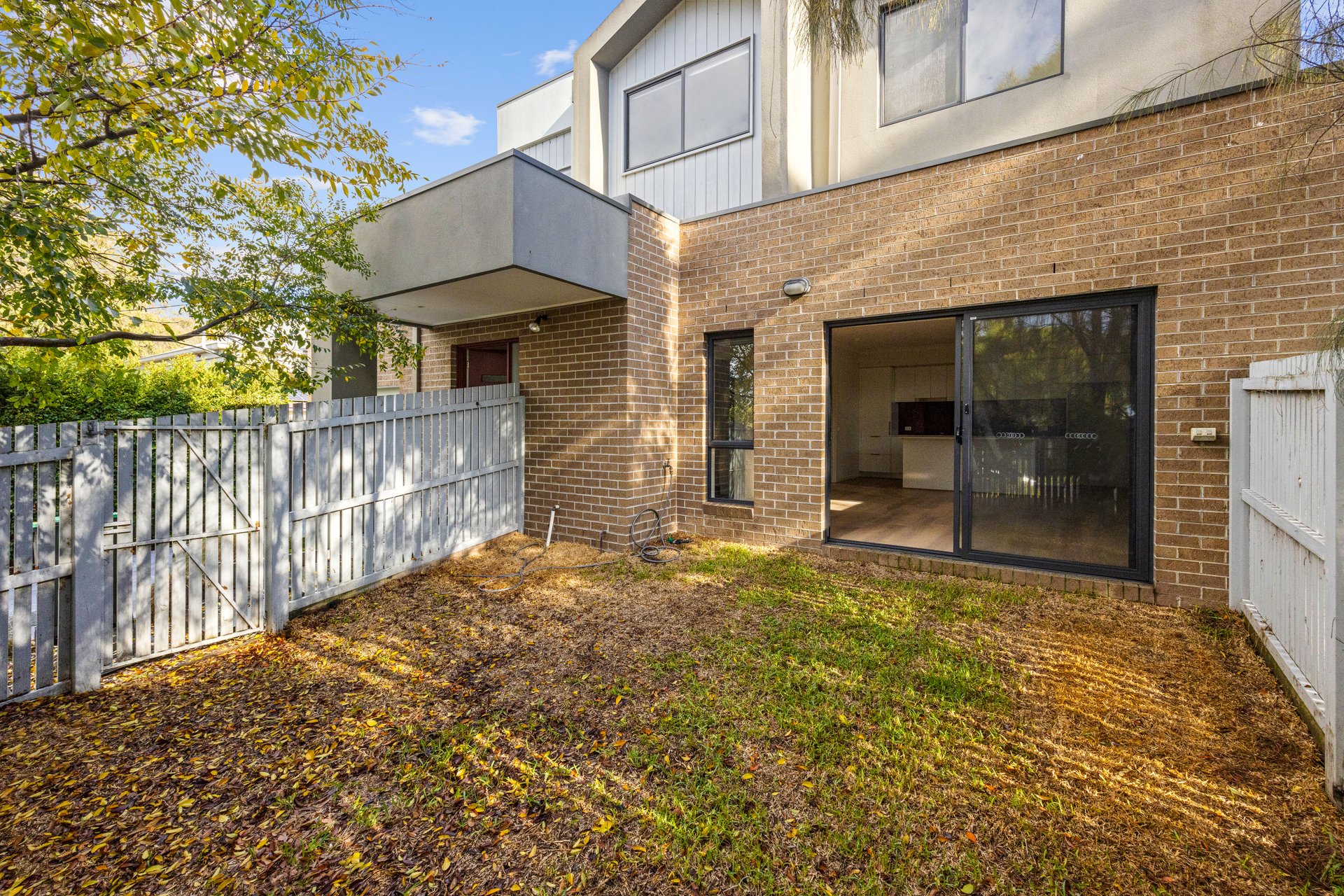 9/237 Dunns Road, Mornington image 2