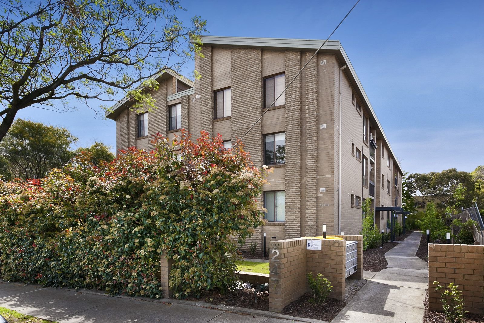 Property Gallery - Main Image