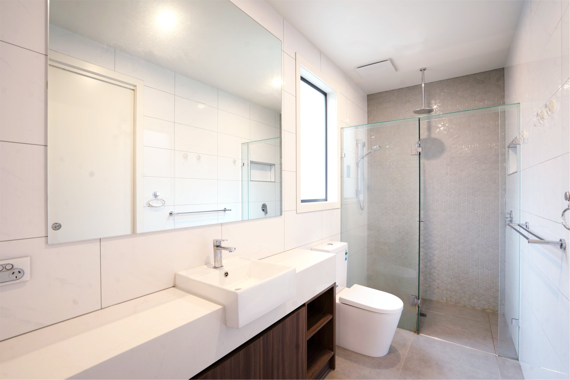 Property Gallery Thumbnail 6