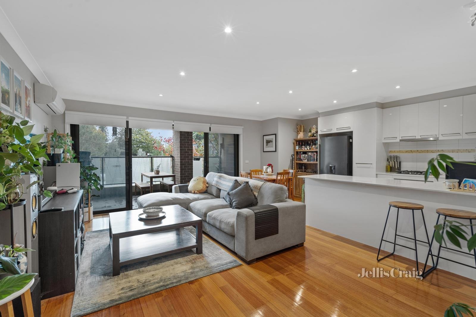 9/25 King Street, Bayswater image 1