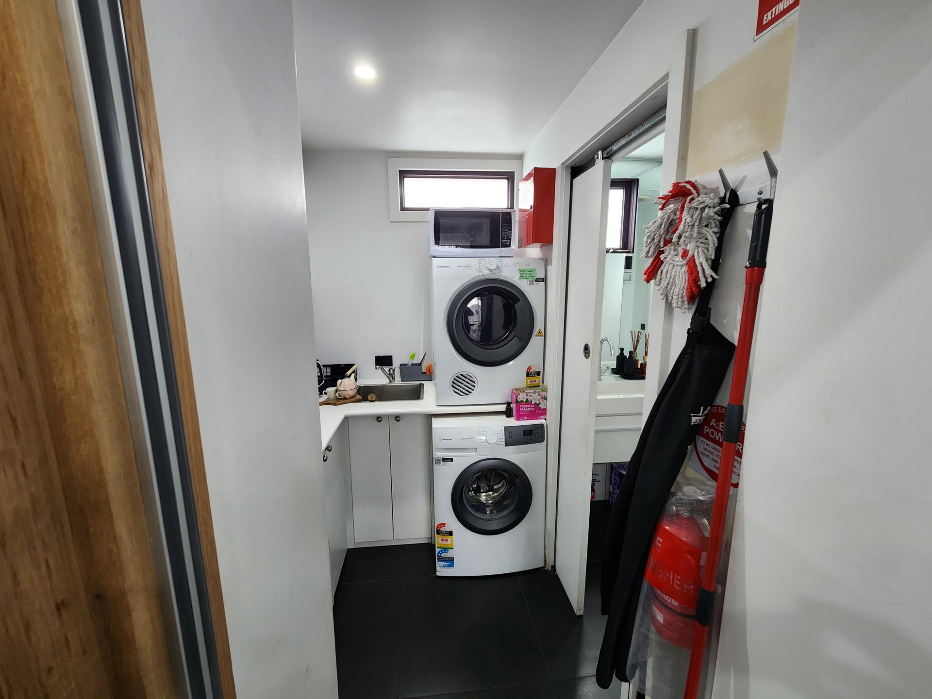 9/252-254 Pakington Street, Geelong West image 4