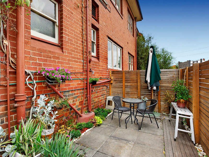 9/26-28 Blessington Street, St Kilda image 2