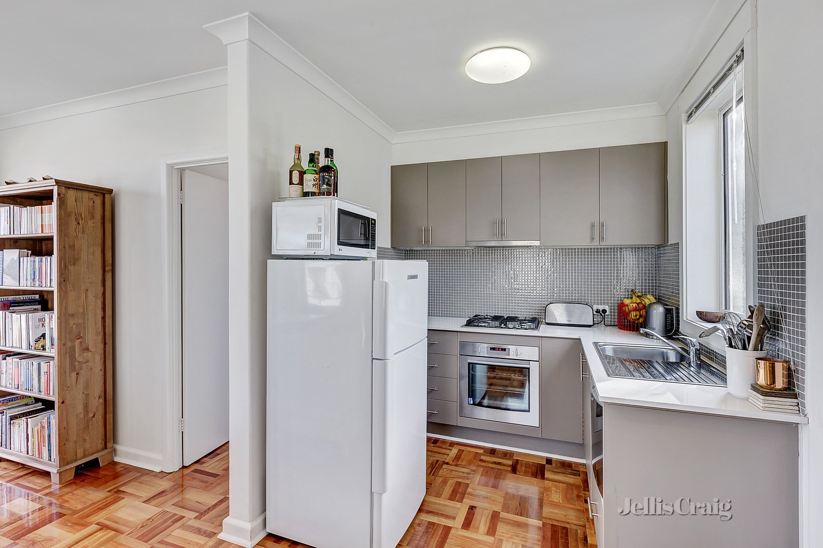 9/26 Rotherwood Street, Richmond image 2