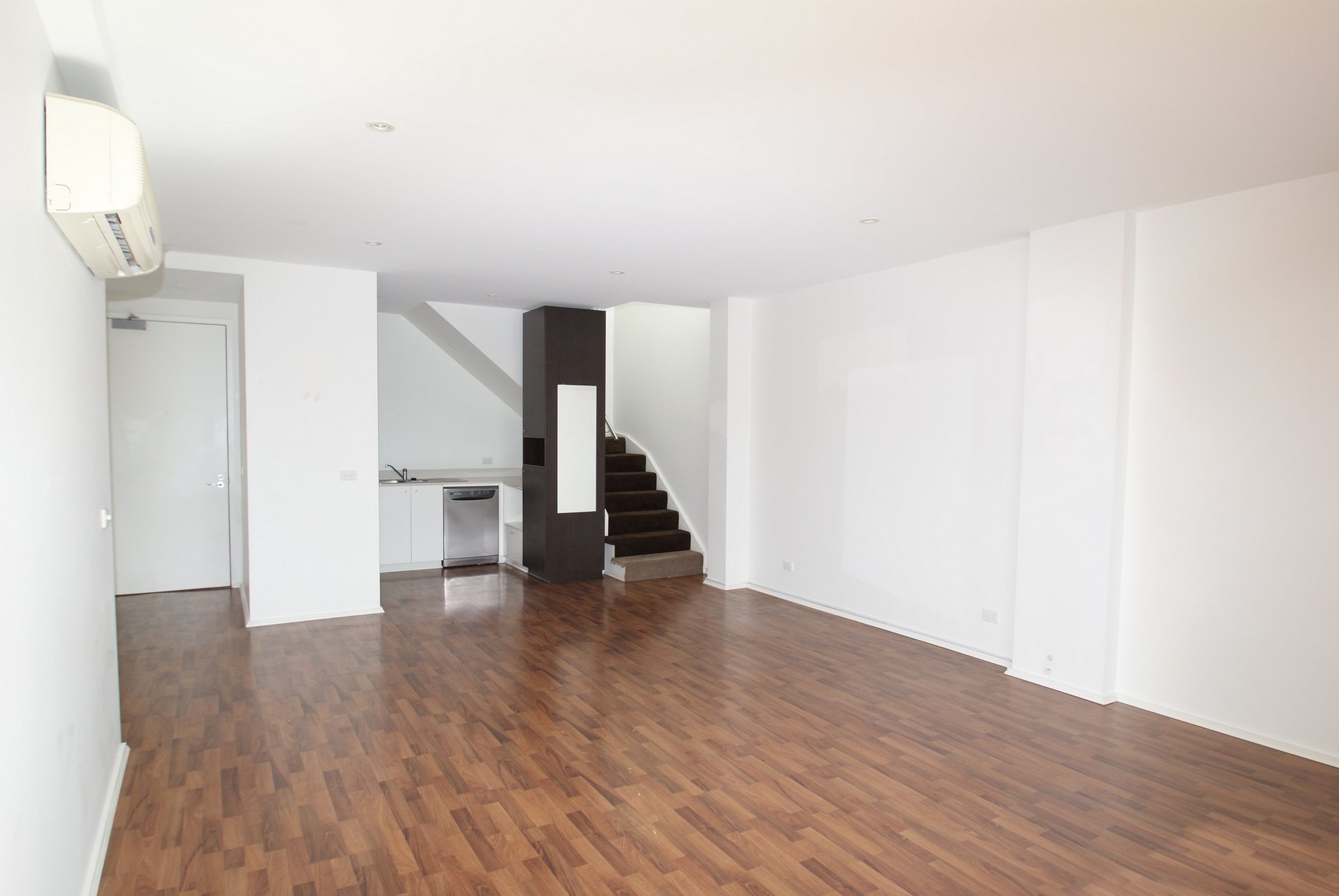 9 / 27 Izett Street Prahran