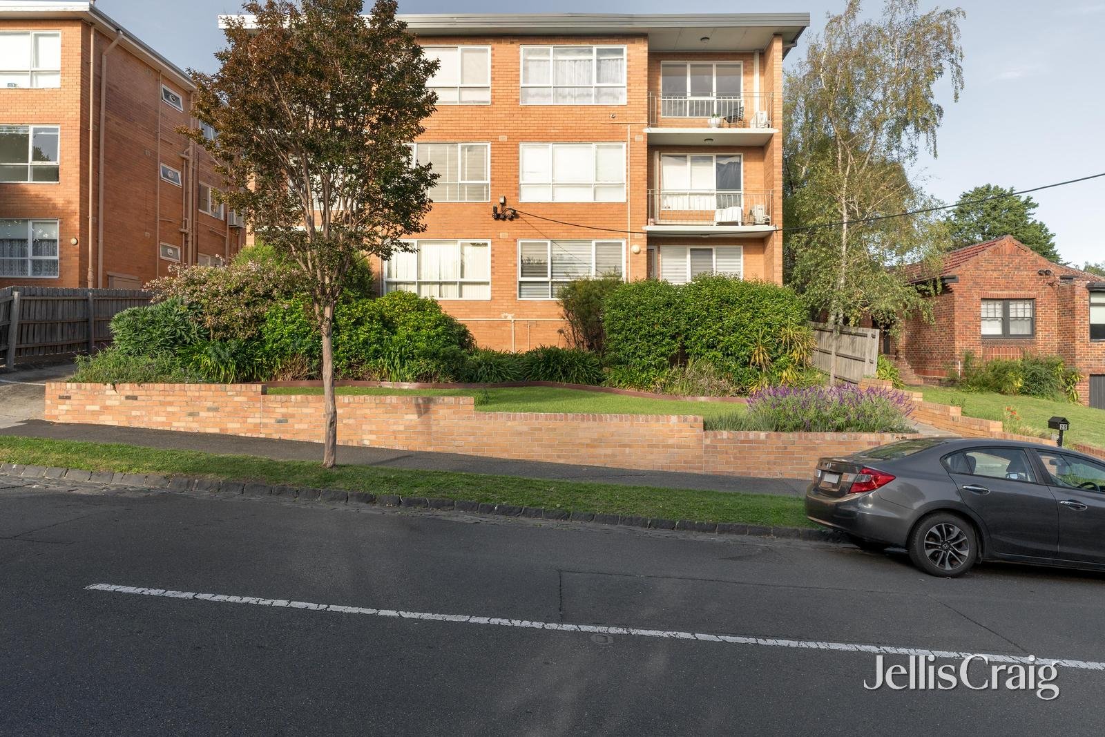9/27 Morang Road, Hawthorn image 6
