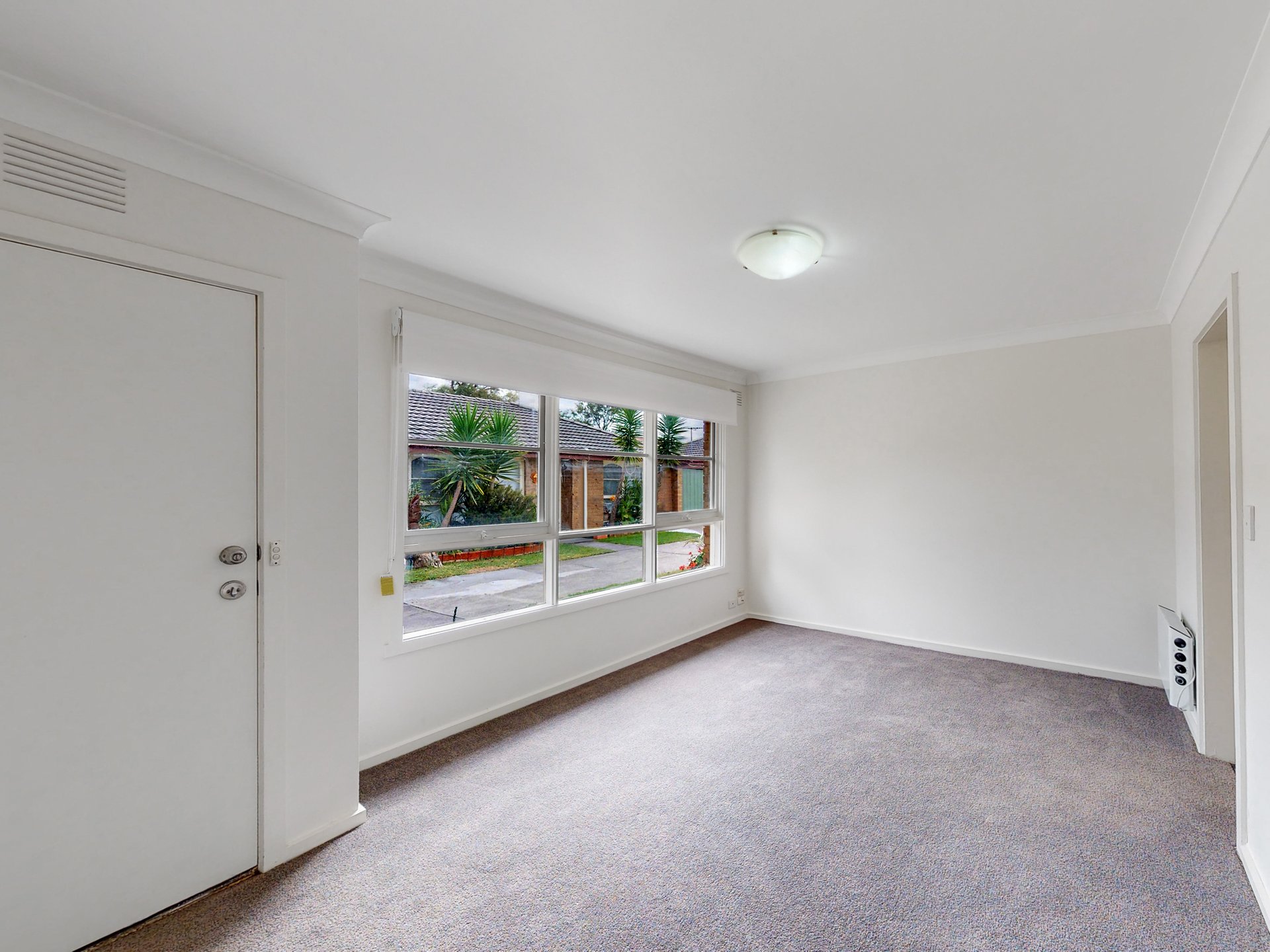 9/28 Coorigil Road, Carnegie image 3