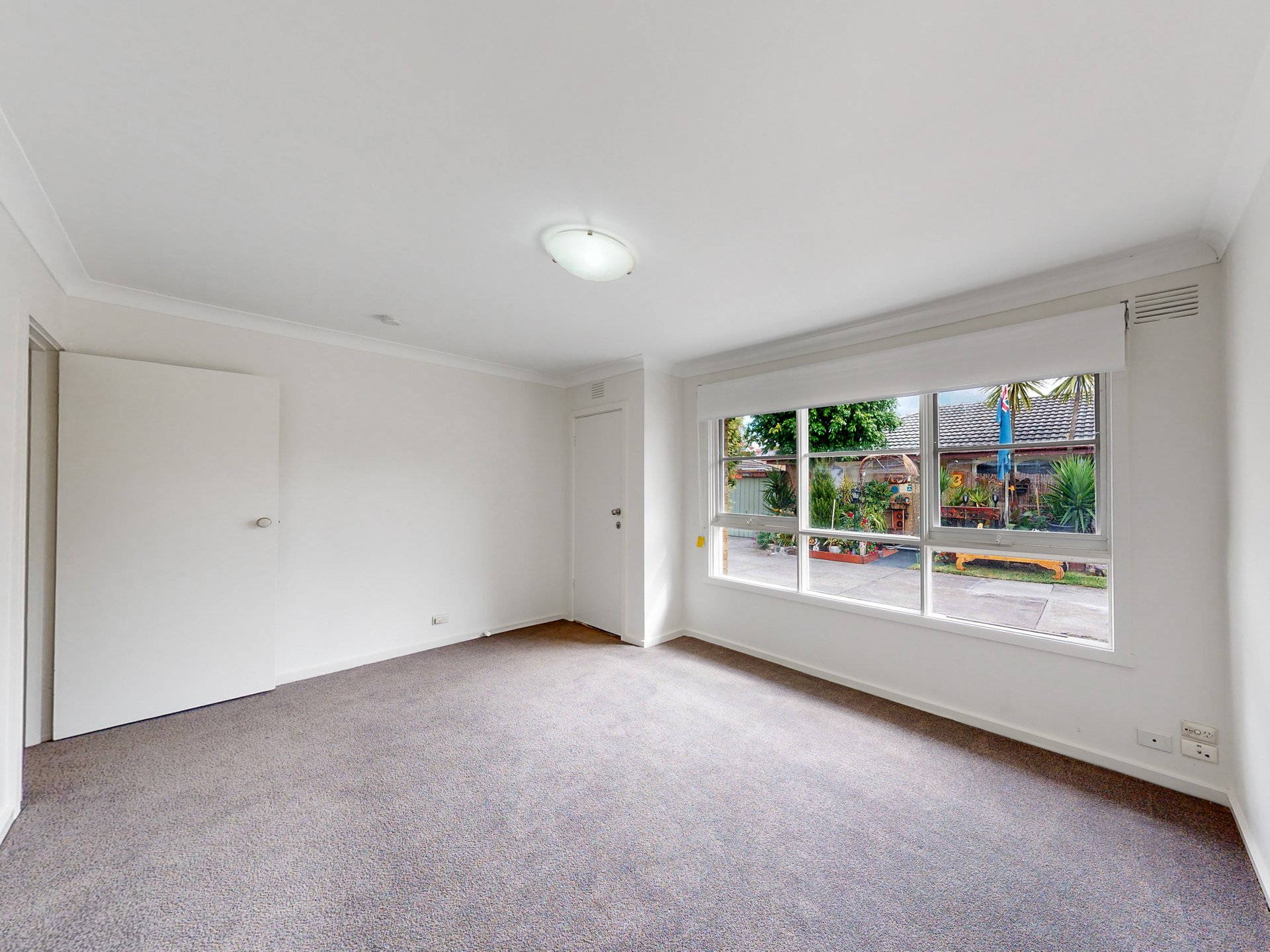 9/28 Coorigil Road, Carnegie image 4