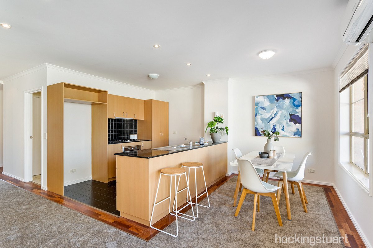 9/28 Pine Street, Hawthorn image 2