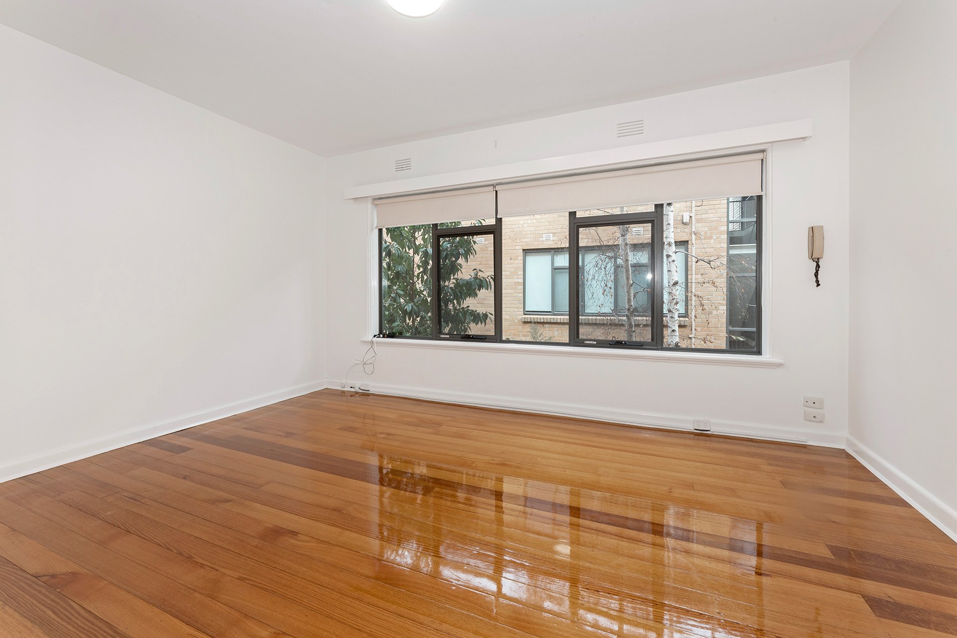 9 / 29 Spenser Street St Kilda