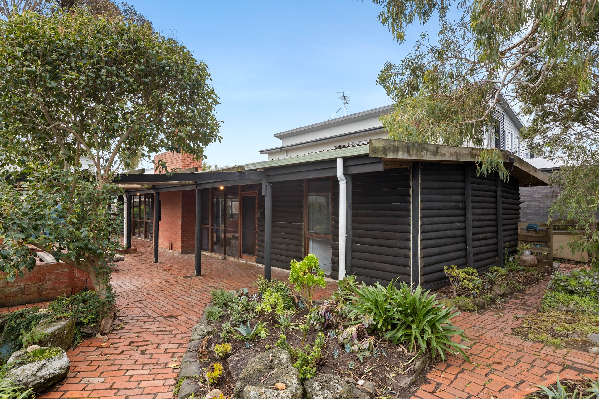Property Gallery - Main Image