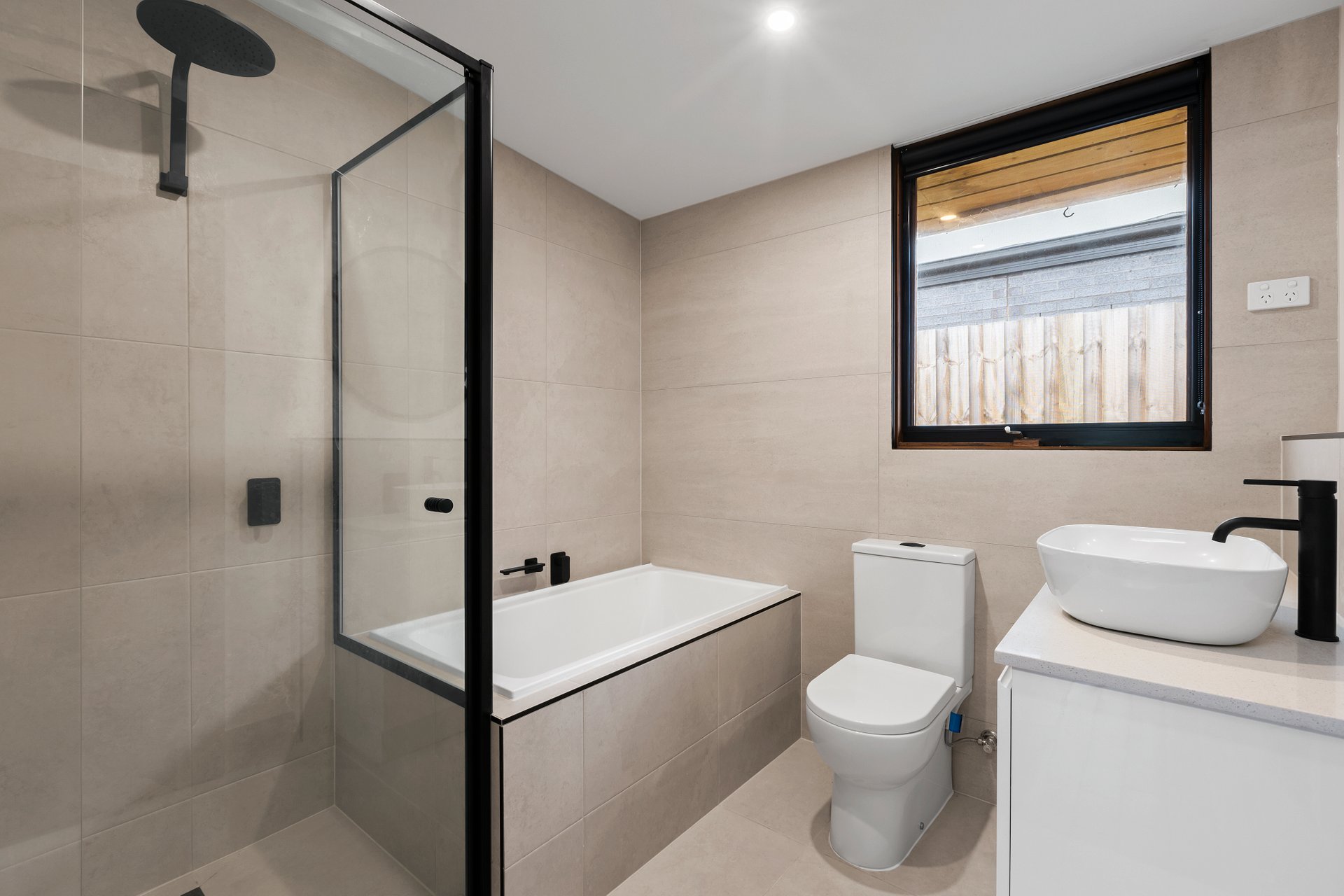 Property Gallery Thumbnail 6
