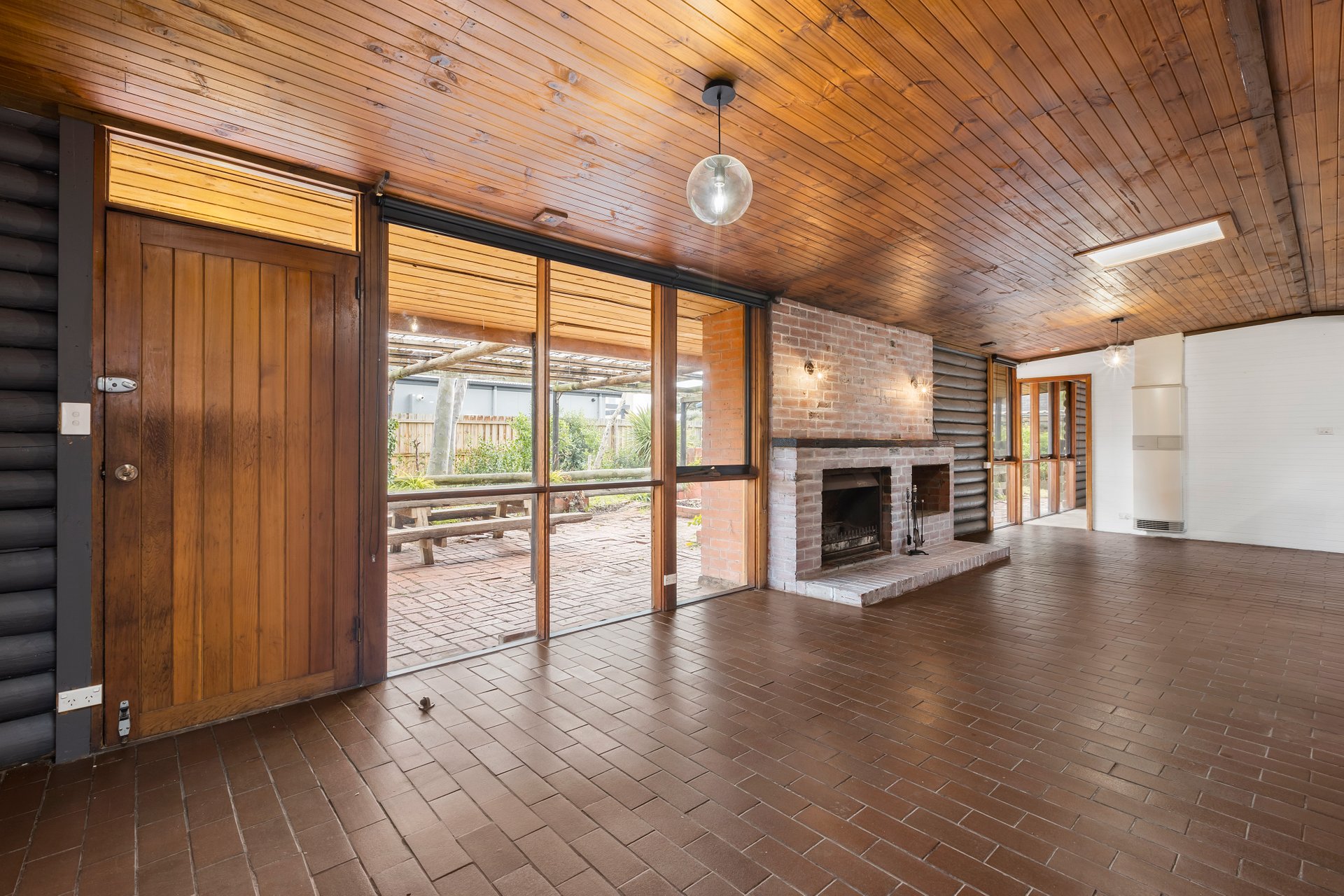 Property Gallery Thumbnail 2