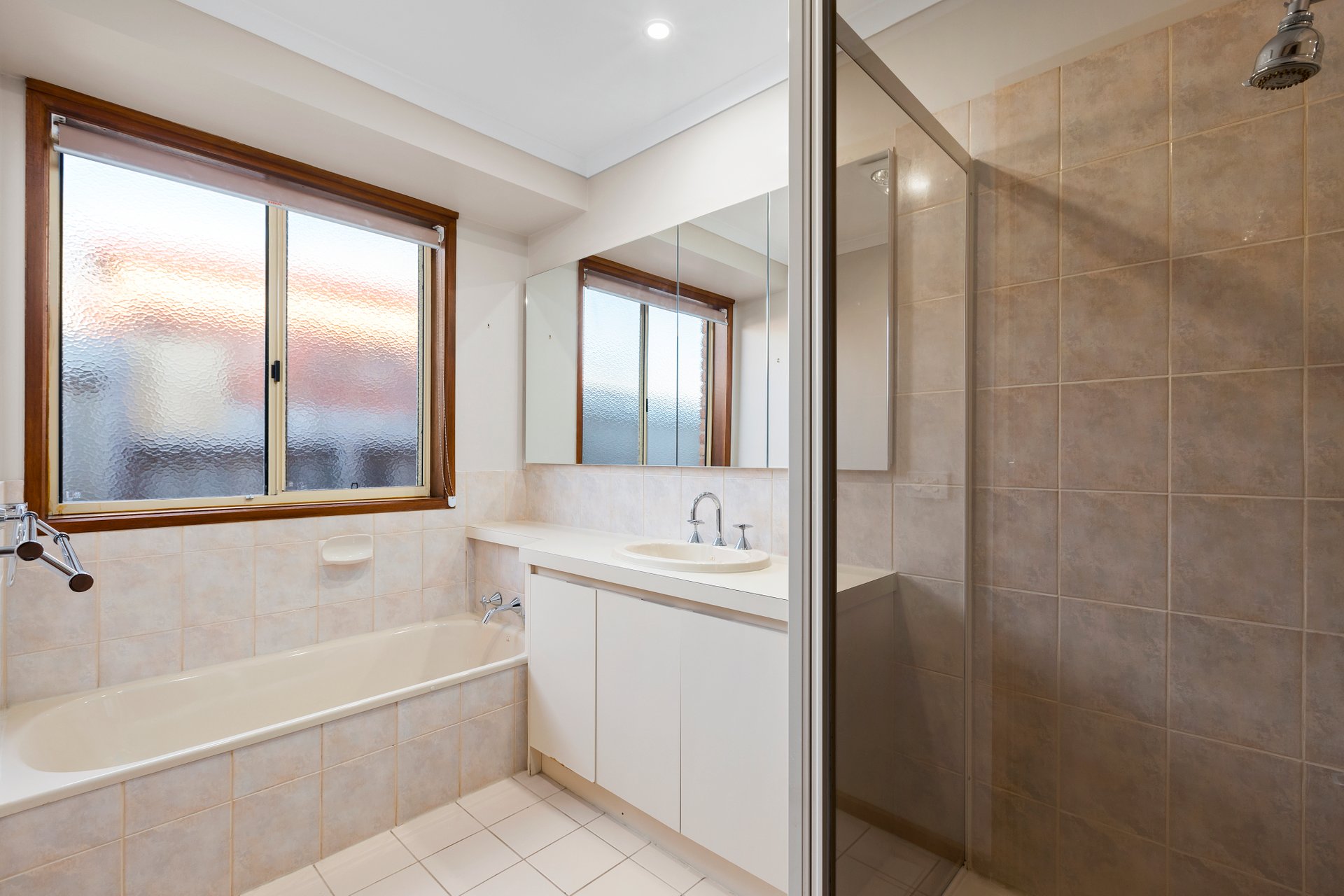 Property Gallery Thumbnail 6
