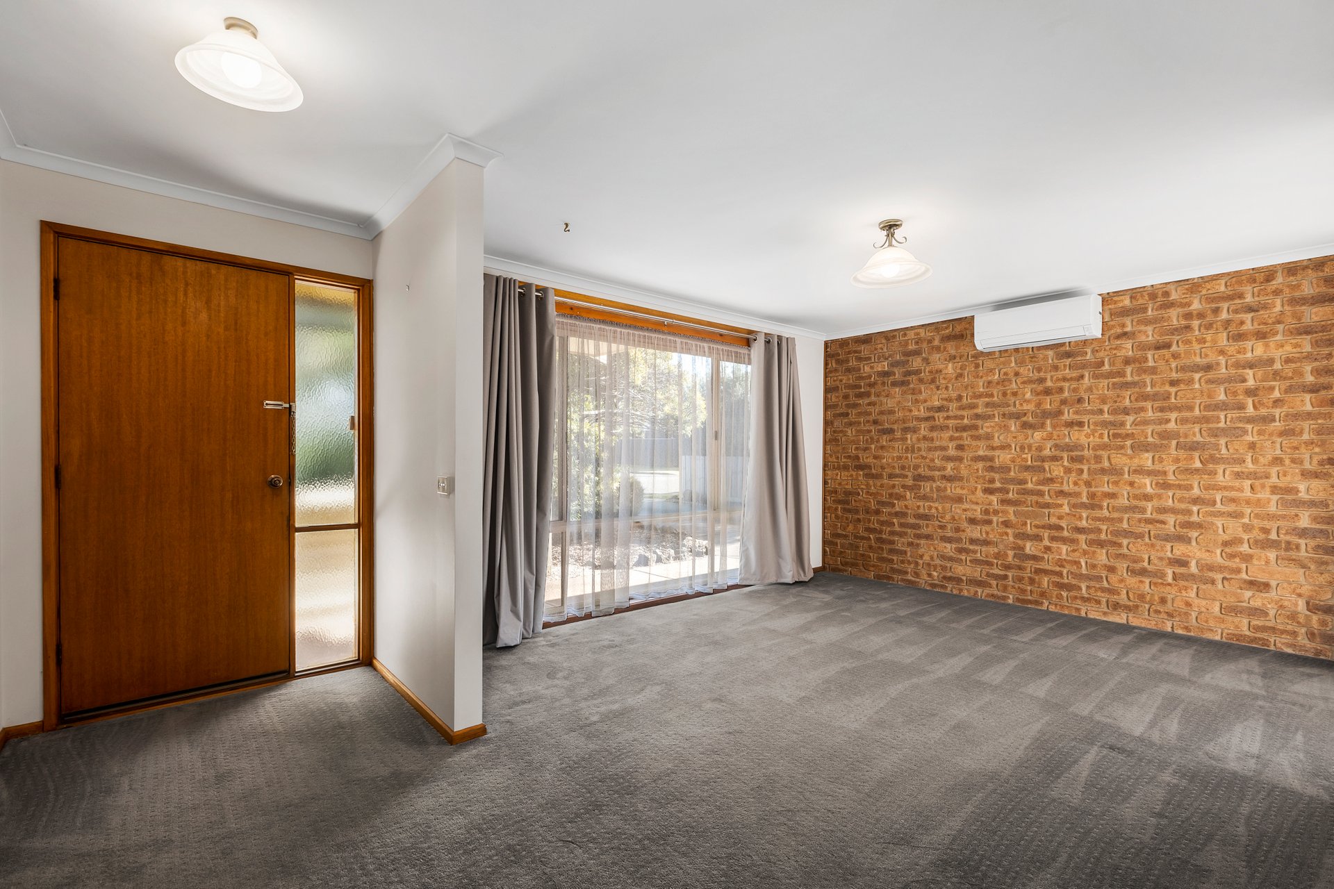Property Gallery Thumbnail 3